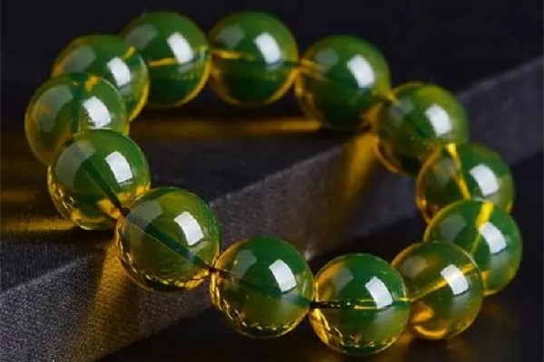 琥珀手串怎么辨別真假 琥珀手串怎么看好壞 琥珀手串怎么辨別真假 琥珀手串怎么看好壞