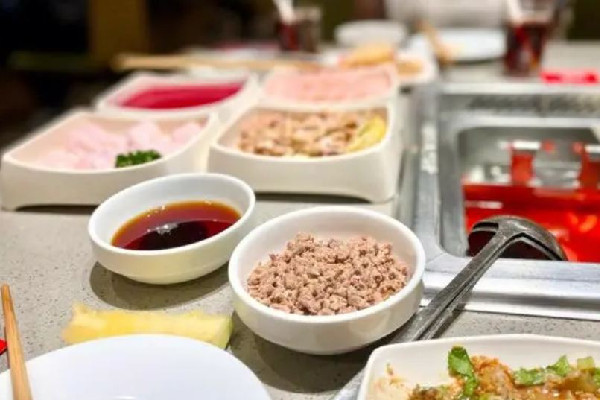 網(wǎng)友稱(chēng)海底撈水果僅限打包一份 海底撈水果和小料怎么收費(fèi)