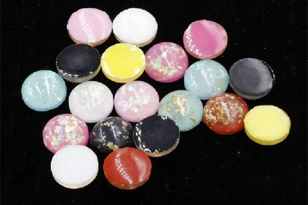 歐泊石變色了怎么恢復(fù) 歐泊石為什么會(huì)變色 歐泊石變色了怎么恢復(fù) 歐泊石為什么會(huì)變色