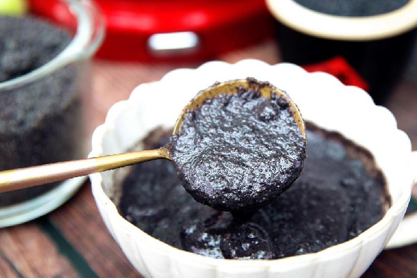 黑芝麻糊適合減肥的人吃嗎 黑芝麻糊的熱量是多少 黑芝麻糊適合減肥的人吃嗎 黑芝麻糊的熱量是多少