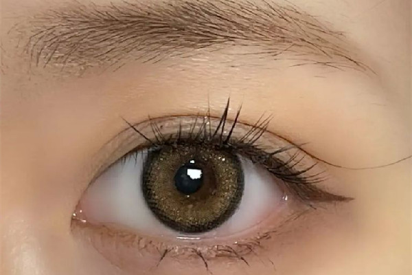 美瞳日拋月拋年拋哪個對眼睛好 美瞳戴多久就需要換新的 美瞳日拋月拋年拋哪個對眼睛好 美瞳戴多久就需要換新的