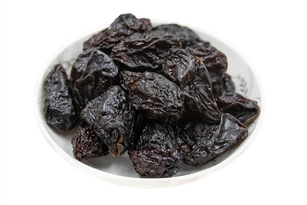 西梅怎么做成西梅干 西梅干有營養(yǎng)嗎 西梅怎么做成西梅干 西梅干有營養(yǎng)嗎
