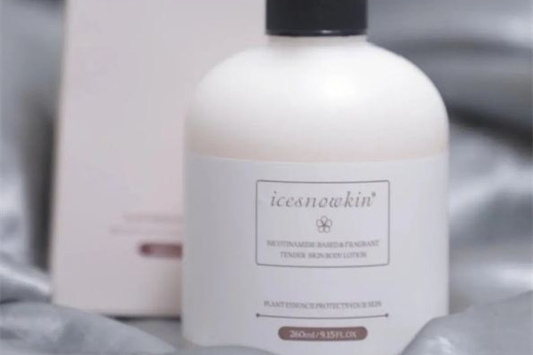 果酸身體乳要避光嗎 果酸身體乳可以白天擦嗎 果酸身體乳要避光嗎 果酸身體乳可以白天擦嗎