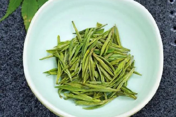 安吉白茶泡出來什么顏色 安吉白茶泡多長時間 安吉白茶泡出來什么顏色 安吉白茶泡多長時間