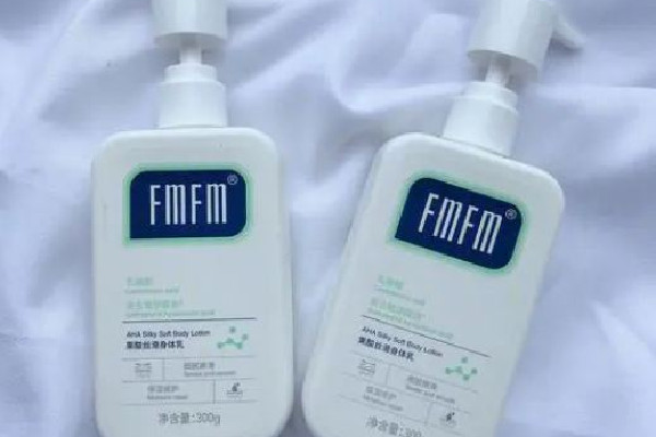 果酸身體乳要避光嗎 果酸身體乳可以白天擦嗎 果酸身體乳要避光嗎 果酸身體乳可以白天擦嗎