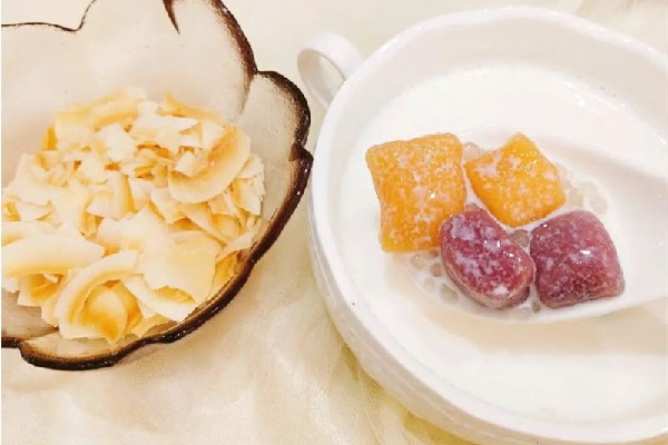 椰奶可以空腹喝嗎 椰奶對身體有害嗎 椰奶可以空腹喝嗎 椰奶對身體有害嗎