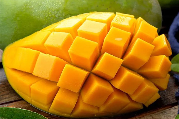 芒果吃起來(lái)有點(diǎn)苦還能吃嗎 芒果吃起來(lái)麻麻的是怎么回事 芒果吃起來(lái)有點(diǎn)苦還能吃嗎 芒果吃起來(lái)麻麻的是怎么回事