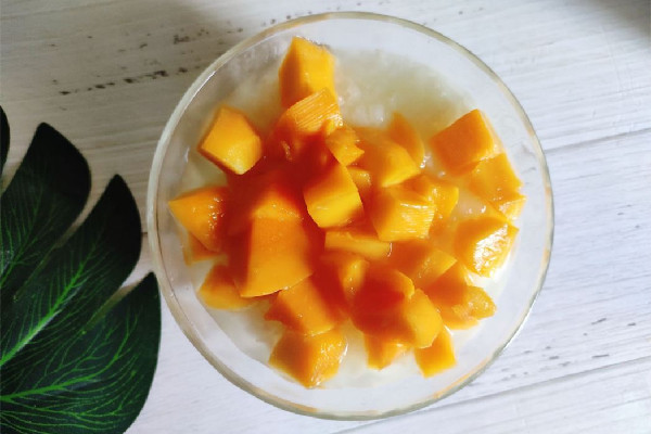 芒果和什么水果搭配比較好 芒果和香蕉能一起吃嗎 芒果和什么水果搭配比較好 芒果和香蕉能一起吃嗎