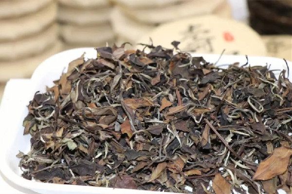 貢眉白茶的價(jià)格是多少 貢眉白茶屬于什么檔次 貢眉白茶的價(jià)格是多少 貢眉白茶屬于什么檔次