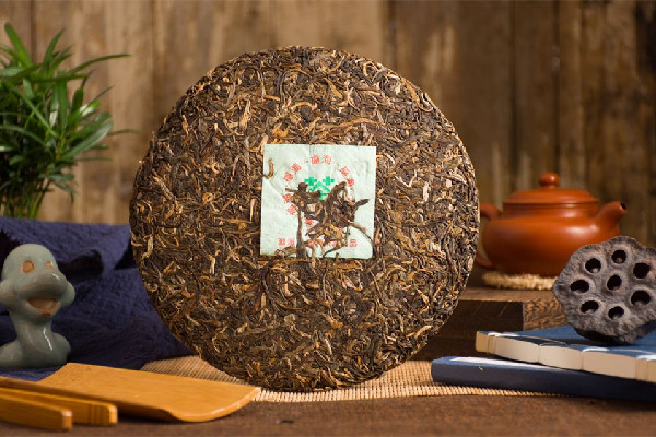 茶餅的正確撬法 茶餅用什么工具撬開 茶餅的正確撬法 茶餅用什么工具撬開