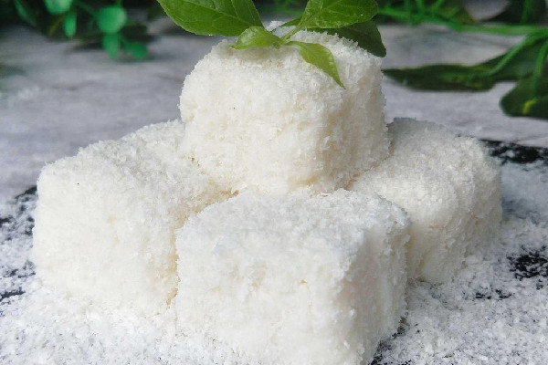 椰蓉是什么東西做的 椰蓉和椰粉一樣嗎 椰蓉是什么東西做的 椰蓉和椰粉一樣嗎