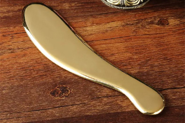 刮痧適合什么樣的人群 刮痧適合風(fēng)寒感冒還是風(fēng)熱感冒 刮痧適合什么樣的人群 刮痧適合風(fēng)寒感冒還是風(fēng)熱感冒