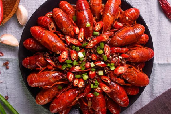 小龍蝦可以微波爐加熱嗎 小龍蝦隔夜第二天還能吃嗎 小龍蝦可以微波爐加熱嗎 小龍蝦隔夜第二天還能吃嗎