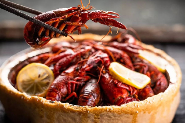 小龍蝦有蝦黃能吃嗎 小龍蝦哪不可以吃 小龍蝦有蝦黃能吃嗎 小龍蝦哪不可以吃