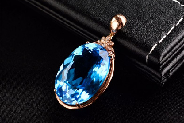 托帕石怎么辨別真假 托帕石有輻射嗎 托帕石怎么辨別真假 托帕石有輻射嗎