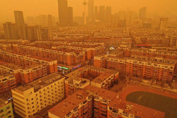 全國18省份有揚(yáng)沙浮塵天氣 浮塵天氣是什么原因造成的 全國18省份有揚(yáng)沙浮塵天氣 浮塵天氣是什么原因造成的