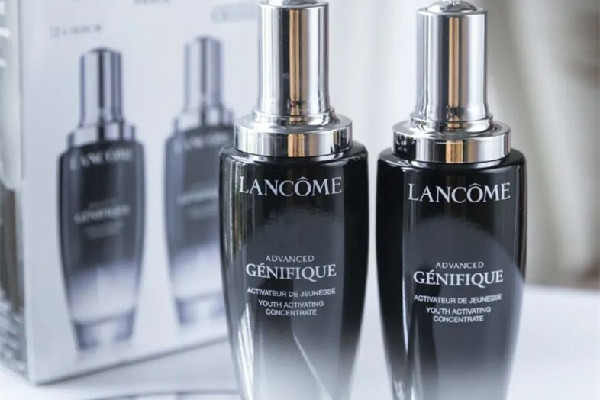 蘭蔻精華液和雅詩蘭黛精華液哪個(gè)好 蘭蔻精華液是精華液?jiǎn)? alt=