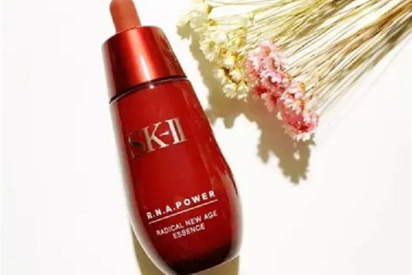 肌底液適合什么年齡的人 肌底液適合干皮還是油皮 肌底液適合什么年齡的人 肌底液適合干皮還是油皮