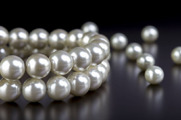 珍珠有白斑是怎么回事 珍珠會有瑕疵嗎 珍珠有白斑是怎么回事 珍珠會有瑕疵嗎
