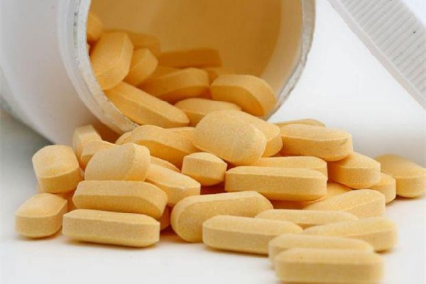 維生素b2一天吃幾片 維生素b2會(huì)影響睡眠嗎 維生素b2一天吃幾片 維生素b2會(huì)影響睡眠嗎