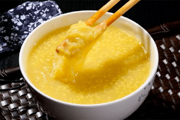 小米粥養(yǎng)胃還是傷胃 小米粥對(duì)胃病有好處嗎 小米粥養(yǎng)胃還是傷胃 小米粥對(duì)胃病有好處嗎