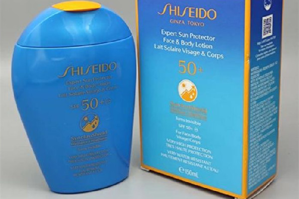 資生堂藍胖子防曬霜可以用洗面奶洗掉嗎 資生堂藍胖子防曬霜用什么洗掉 資生堂藍胖子防曬霜可以用洗面奶洗掉嗎 資生堂藍胖子防曬霜用什么洗掉