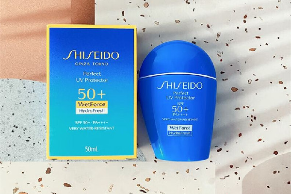 資生堂藍(lán)胖子和白胖子怎么選 資生堂藍(lán)胖子哪個(gè)系列好用 資生堂藍(lán)胖子和白胖子怎么選 資生堂藍(lán)胖子哪個(gè)系列好用