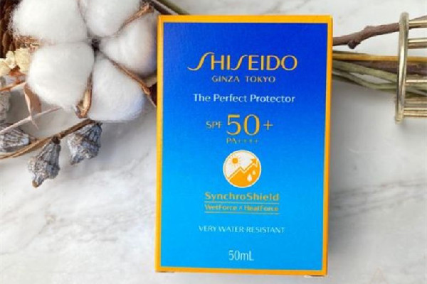 資生堂藍(lán)胖子防曬霜適合油皮嗎 資生堂藍(lán)胖子防曬霜要卸妝嗎 資生堂藍(lán)胖子防曬霜適合油皮嗎 資生堂藍(lán)胖子防曬霜要卸妝嗎