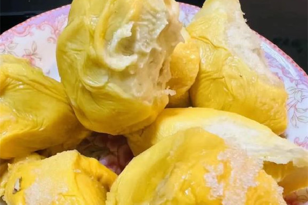 黑刺榴蓮為什么這么貴 黑刺榴蓮買多大的合適啊 黑刺榴蓮為什么這么貴 黑刺榴蓮買多大的合適啊