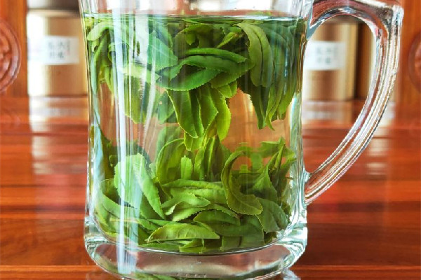 六安瓜片如何沖泡才好喝 六安瓜片用多少度的水來沖泡 六安瓜片如何沖泡才好喝 六安瓜片用多少度的水來沖泡