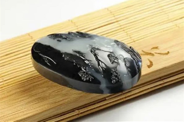 墨玉會(huì)透光嗎 墨玉戴久了會(huì)有變化嗎 墨玉會(huì)透光嗎 墨玉戴久了會(huì)有變化嗎