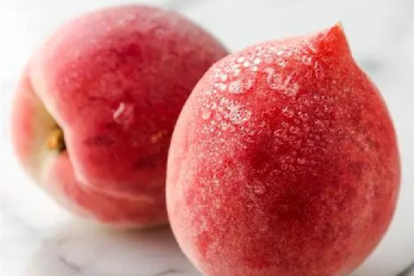 水蜜桃和毛桃有什么區(qū)別 水蜜桃買什么樣的好吃 水蜜桃和毛桃有什么區(qū)別 水蜜桃買什么樣的好吃