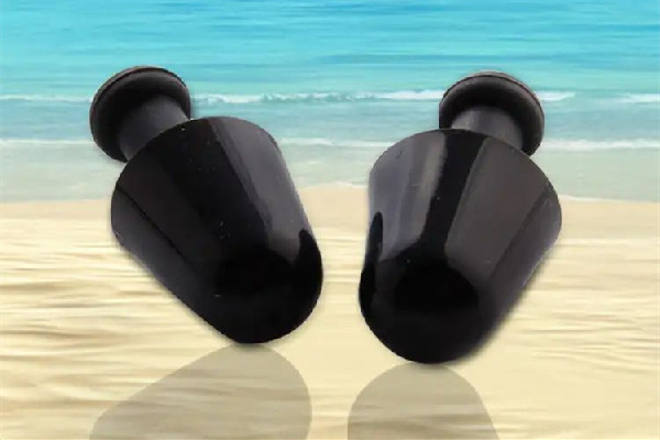 游泳耳塞會(huì)不會(huì)碰到耳膜 游泳耳塞對(duì)耳朵有沒(méi)有傷害 游泳耳塞會(huì)不會(huì)碰到耳膜 游泳耳塞對(duì)耳朵有沒(méi)有傷害