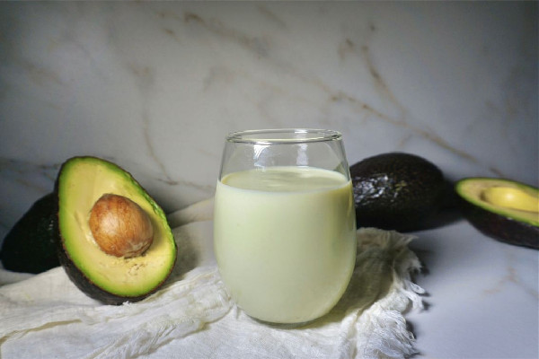 牛油果會苦嗎 牛油果吃不下去怎么辦 牛油果會苦嗎 牛油果吃不下去怎么辦