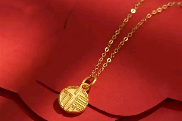 黃金首飾什么時候買最便宜 黃金首飾買足金還是千足金好 黃金首飾什么時候買最便宜 黃金首飾買足金還是千足金好