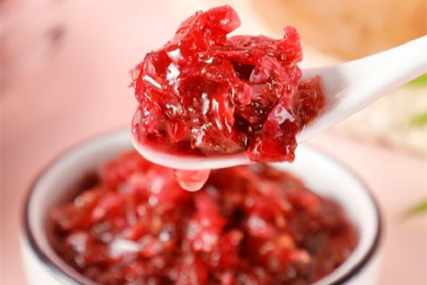 玫瑰花醬是什么味道 玫瑰花醬會(huì)不會(huì)上火 玫瑰花醬是什么味道 玫瑰花醬會(huì)不會(huì)上火