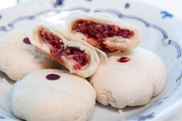 鮮花餅烤箱烤的溫度和時間 鮮花餅烤時會炸裂是什么原因 鮮花餅烤箱烤的溫度和時間 鮮花餅烤時會炸裂是什么原因