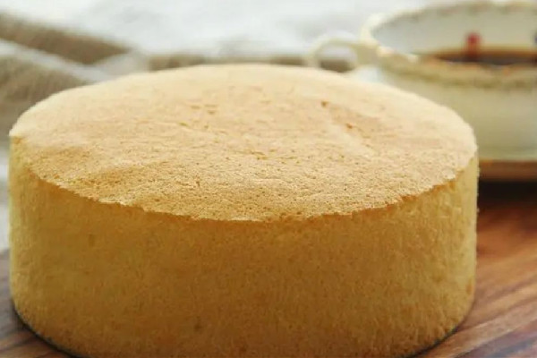 戚風蛋糕的配方與制作 戚風蛋糕有什么面粉 戚風蛋糕的配方與制作 戚風蛋糕有什么面粉