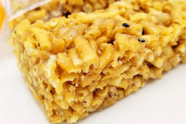 沙琪瑪放干了怎樣變軟 沙琪瑪放冰箱會(huì)變硬嗎 沙琪瑪放干了怎樣變軟 沙琪瑪放冰箱會(huì)變硬嗎