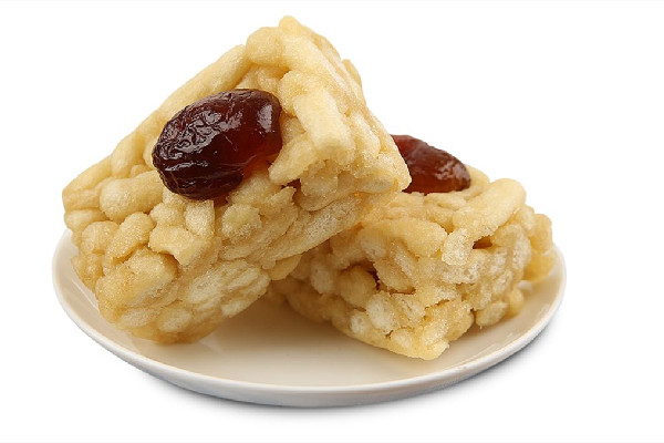 沙琪瑪吃了會發(fā)胖嗎 沙琪瑪吃多了有什么壞處 沙琪瑪吃了會發(fā)胖嗎 沙琪瑪吃多了有什么壞處