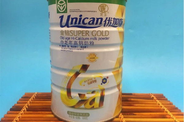 老年奶粉的沖泡方法 老年奶粉用多少度的水沖效果最好 老年奶粉的沖泡方法 老年奶粉用多少度的水沖效果最好